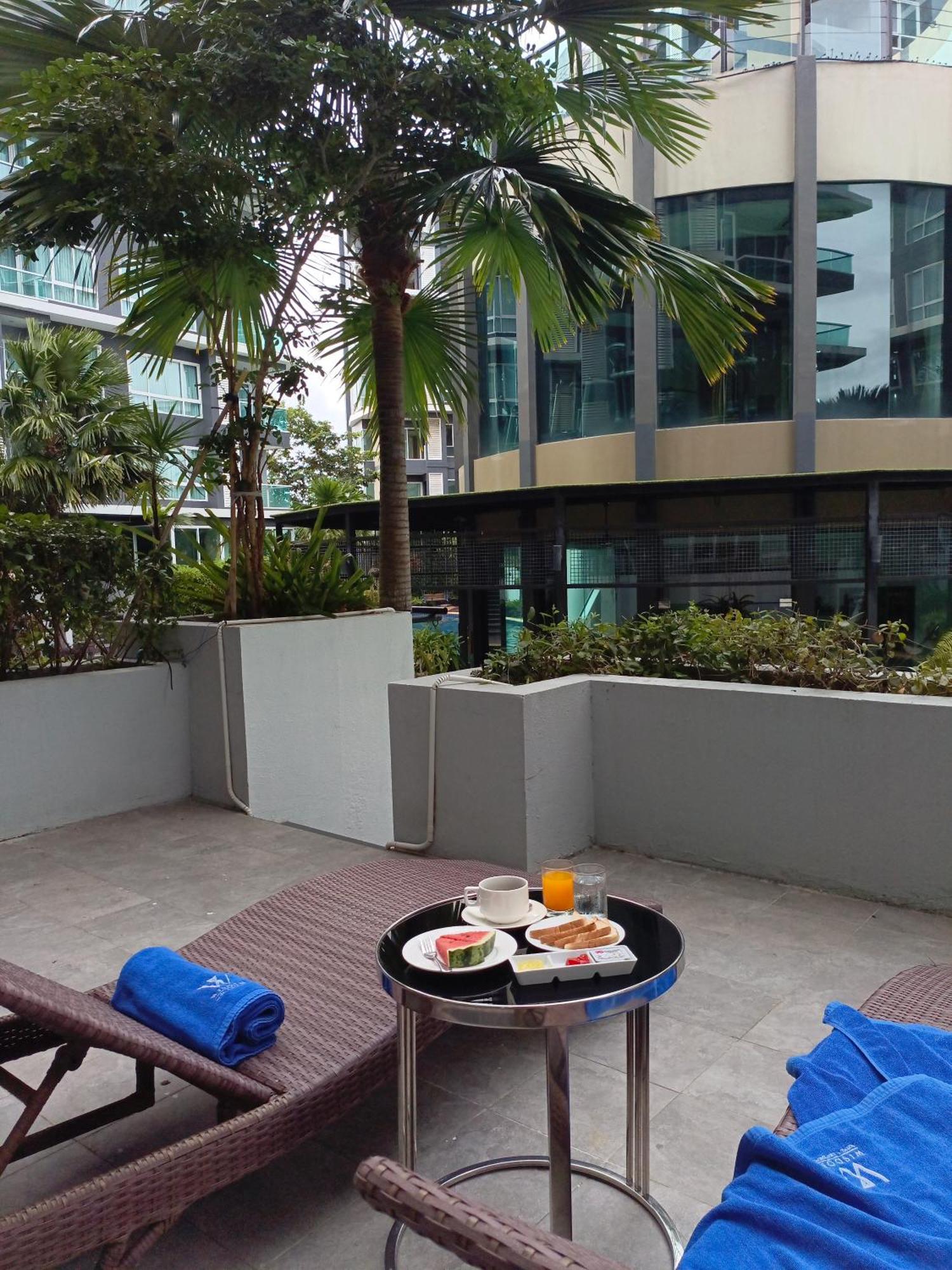 Wisdom Hotel & Residence Rayong Exteriör bild