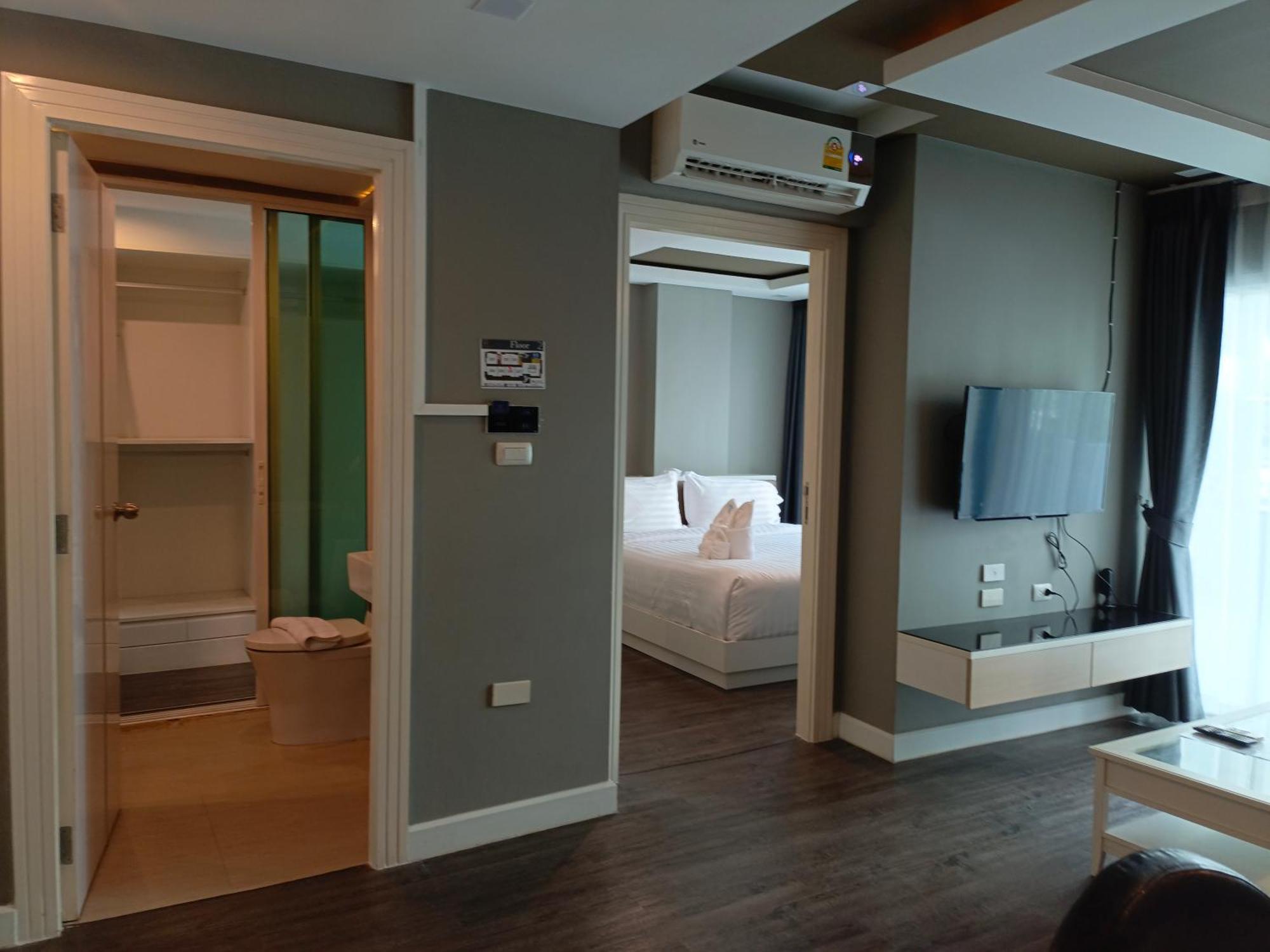 Wisdom Hotel & Residence Rayong Exteriör bild